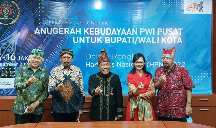 Bupati KSB Terpilih sebagai Penerima Anugerah Kebudayaan PWI di HPN 2022